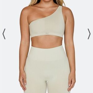 Set Active | Ribbed sculptflex | Oat milk | size small